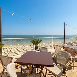 https://blumen-rimini.emilia-romagnahotels.net